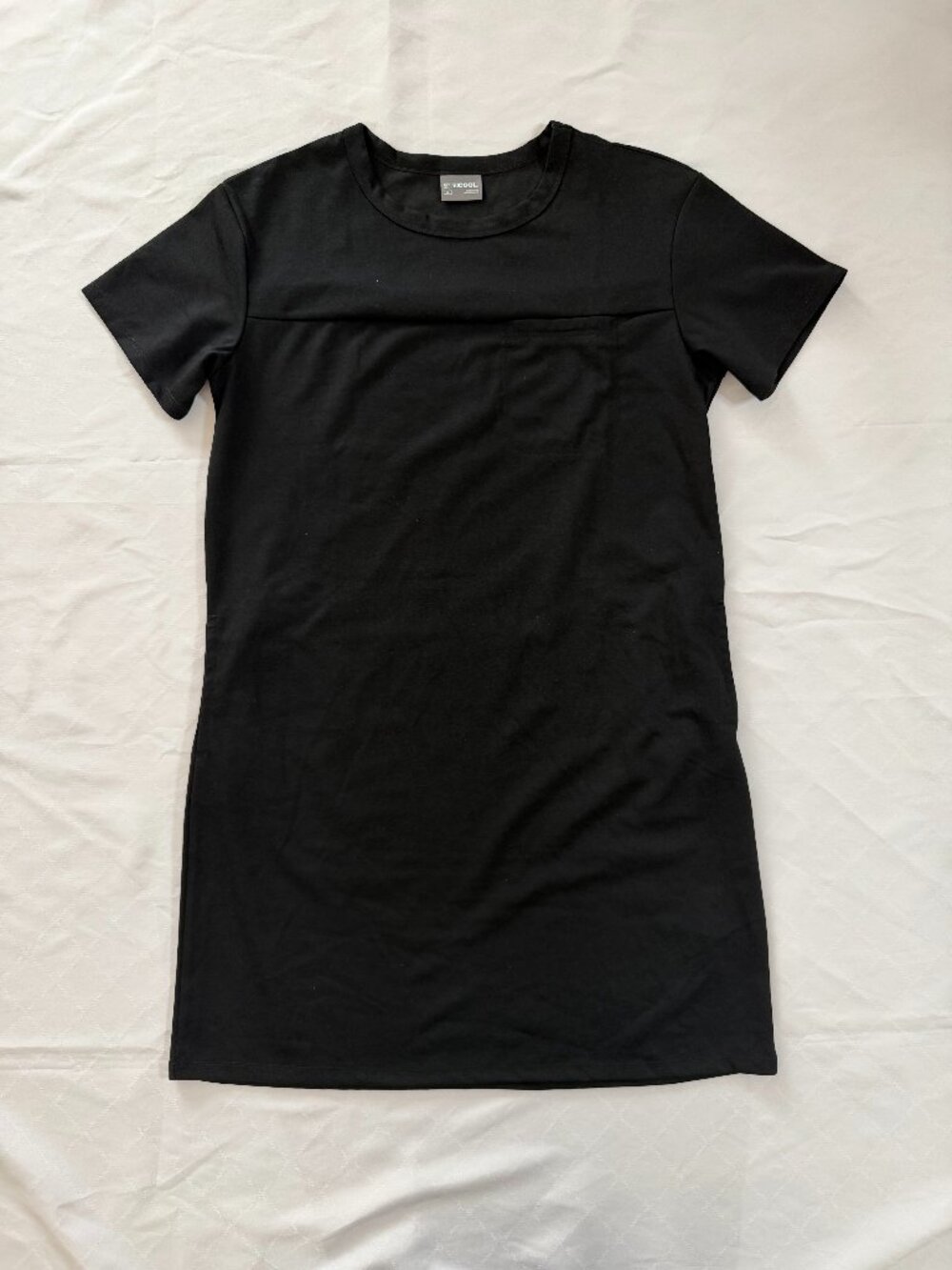 32 Degrees Luxe Knit Pocket T-Shirt Dress - Medium - Black